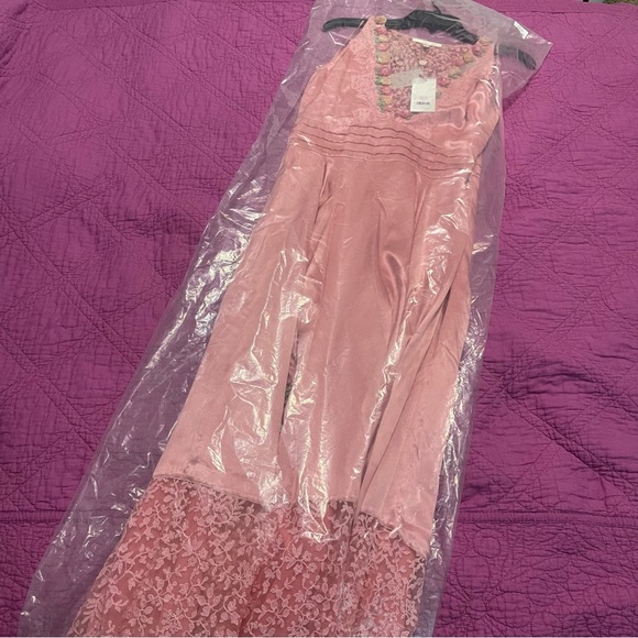 LoveShakeFancy Mirette Silk Gown SZ 6 in Powder Pink - Picture 13 of 16